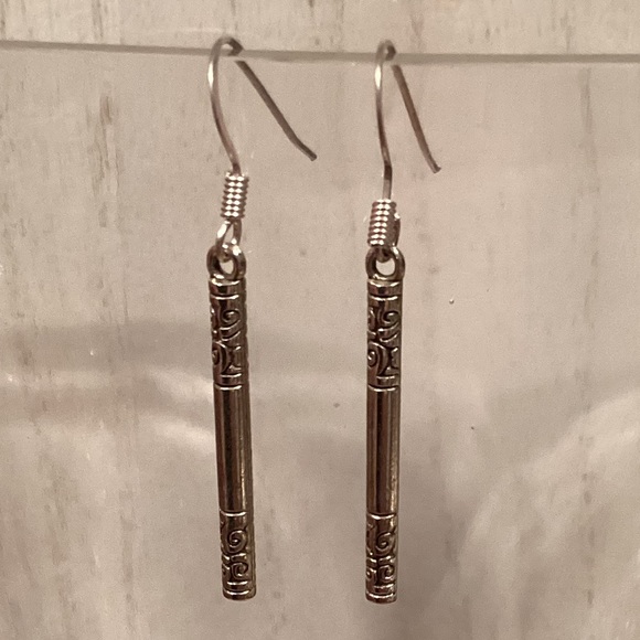 Antique Silver Barrel Bar Earrings - Picture 1 of 2